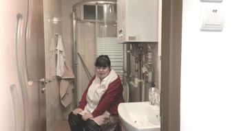 Pee compilation (RoxanneMiller)