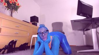 Lots of squirt PEE in nylon encasement (SexyTeacher1)