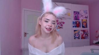 Bunny Dance - February 18, 2022 (MiaMelone)