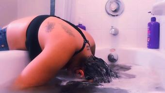 Head Dunking (Drea_xoxo)