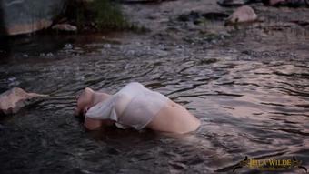 Leila Wilde Warrioress River Bath (Leila Wilde)
