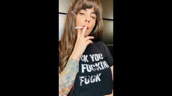 Lipstick and cigarettes (Dani Lynn)