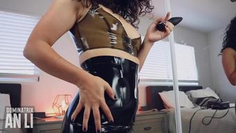 Mistress An Li Milked Into A Toilet (Mistress An Li)