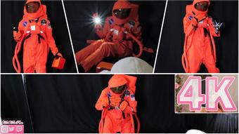 ASTRONAUT'S SPIDER TRANSFORMATION (MissMilaRose)