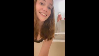 CFNM: step-sis gives you a bath - December 13, 2022 (maggierosexo)