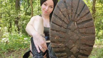 Lara Croft Humiliates and Dominates You - August 05, 2021 (TheTinyFeetTreat)