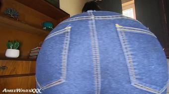 Aimeewavesxxx - Mom'S Tight Blue Jeans - Manyvids (AimeeWavesXXX)