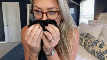 Step-Mommy's Panties Turn Me On (LauranVickers)