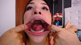 Dildo and Mouth (Melted_Chocolate)