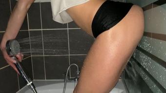 Hot Bath Teaser (Gina Gerson Real)