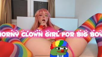 Clown girl feels horny for big cock (OlashPeachy)