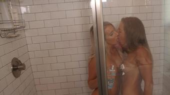 Hotwives Get Messy in Shower - August 14, 2020 (Lora Cross)