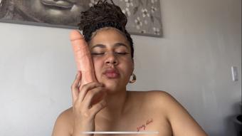 wow i just realized my face is so small - May 06, 2023 (Colombianbigass)
