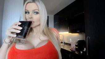 Hot Girl Sips Dr Pepper & Burps - February 24, 2019 (Katy_Ann_XO)