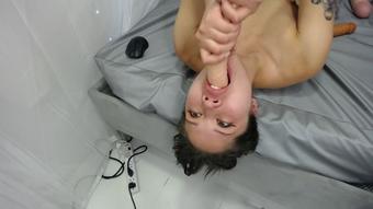 Amie E Deepthroat And Take A Shower Pov (Amie_e)
