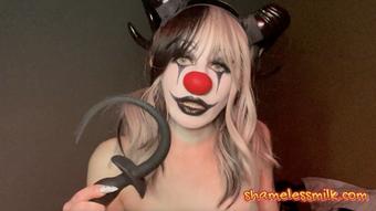 First Time Insert Wagging Butt Plug BTS (moreshameless)