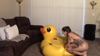 Duck Fuck & Pop (Alexis Rain)