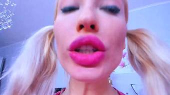 Hottiesweetbritney Girl With Pigtails Play With All Holes (HottieSweetBritney)