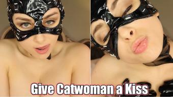 GIVE CATWOMAN A KISS - March 14, 2021 (Ellie Idol)