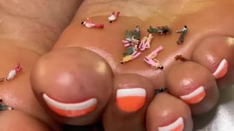 Giantess Soles (Pink Foxx)