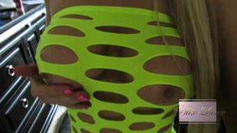 Up My Skirt (Alix Lynx)