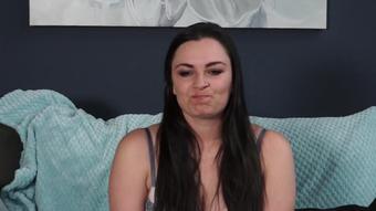 Valencia's First Bubble Blowing Video (Custom Fetish)