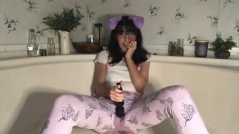 Thistle Fernsby Purple Puppy Pees In Leggings (Thistle Fernsby)