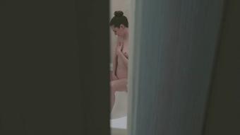 Ate all the cum after sucking (Elena Ross)