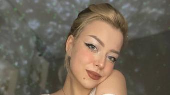 Girl with michelANGELo tattoo - Oct 3, 2021 (MaddieSunn)