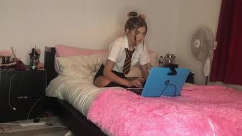 Schoolie masturbates to boys online (RhiannonRyder1995)