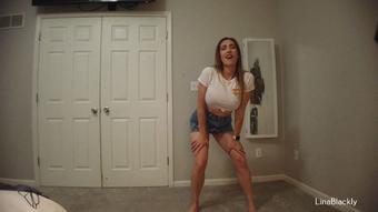 Strip Tease to Music (LinaBlackly)