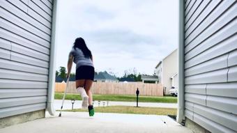 Starting my morning with Crutches (Drea_xoxo)
