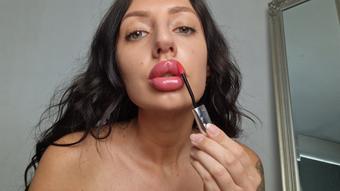 Jerk To Mommies Lips (Tattooed Temptress)