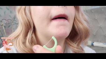 Anya Ivanovna Flossing Fetish (Anya Ivanovna)