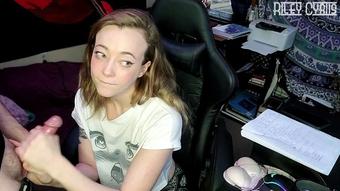 Sucking cock while at class on zoom (Riley Cyriis)