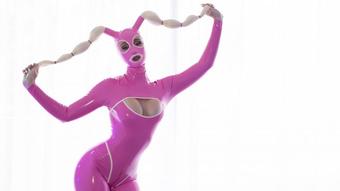 Scarlet Chase Latex Tasty Anal Treats And Fuck Machine (Scarlet Chase)