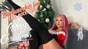 Worship my boots to get on the nice list (CutieDaisyMay093)