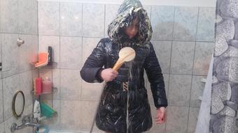 Kinkyporncpl Food Sploshing With Winter Jacket On (KinkyPornCpl)