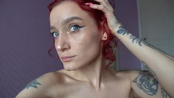 skinny (kellywow)