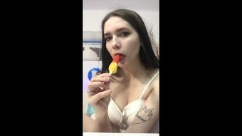Eating a fruit Ice-Pop (Nizy_Soft)