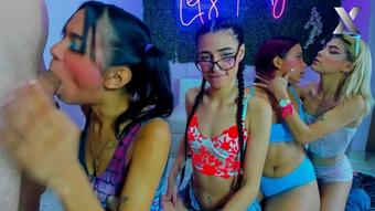 Sluts Want My Big Dick (Xlivestudio)