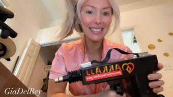 Unboxing My Sex Machine (GiaDelRey)