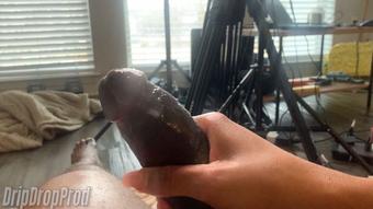 Faye Sensually Strokes Out Loads phone (DripDropProd)