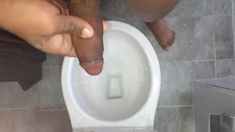 ready to pee your face (Lola bbunny)