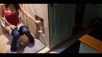 UGHHHHH NO TOILET PAPER (Stormi Winters)