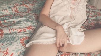 I Sent This NUDE To A Married Man (happylilcamgirl)