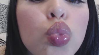 Whisper Lipgloss Kissing and gum chewing (PrincessDi)