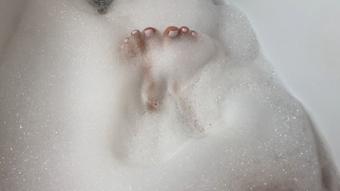 Foot fetish videos in the bathtub .. lot (wow_adele)