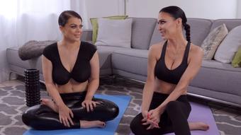 Msnadiawhite Yoga Class Hookup (MsNadiaWhite)
