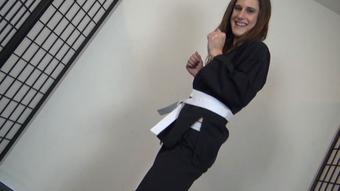 AKIRA SHELL EARNS HER YELLOW BELT - March 09, 2022 (RoxieRaeFetish)